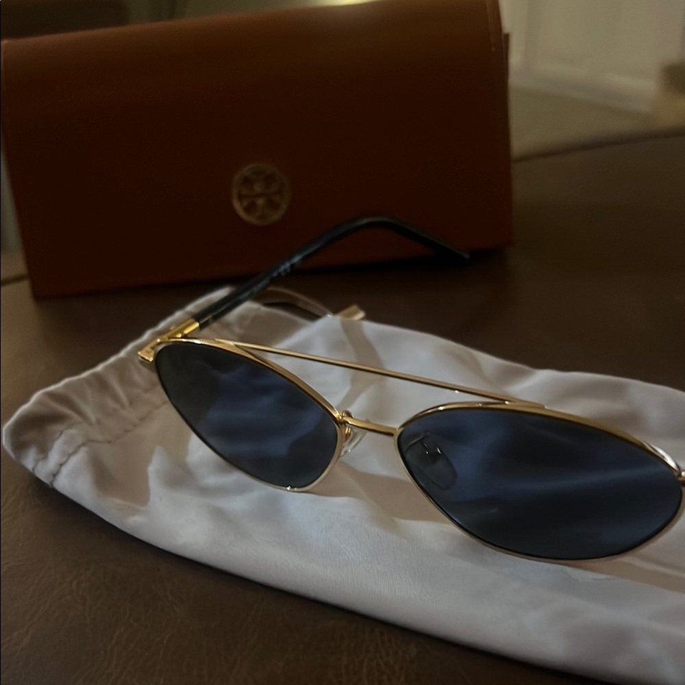 Tory Burch Gold Metal Frame Sunglasses with Dark Blue Lenses
